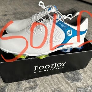 Men FootJoy Golf Shoe. Tour S. Size 10 M